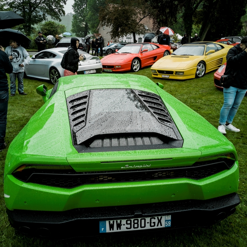 Lamborghini Huracan et Ferrari, face-à-face italien