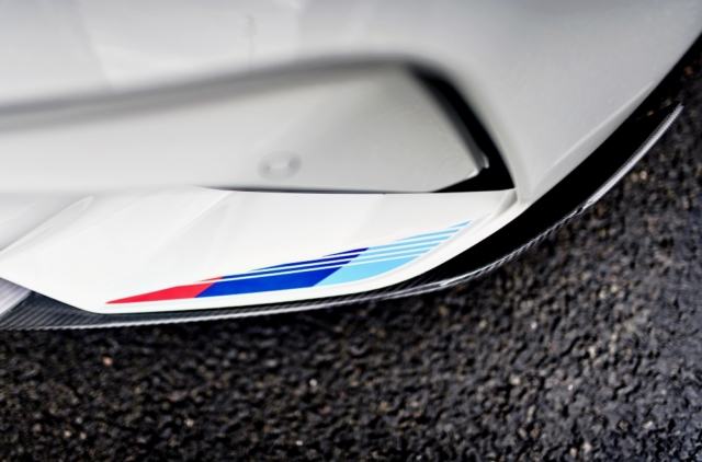 Du rouge, du bleu foncé, du bleu clair... vous êtes chez BMW Motorsport